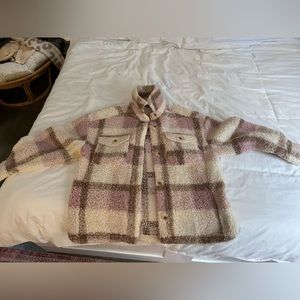 Pink shacket never worn